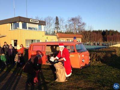 Der Nikolaus fliegt ein... 2014